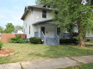 402 S State St, Bloomington, IL 61701