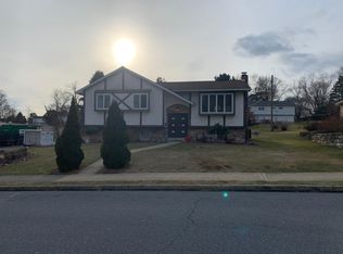 928 N 11th St, Whitehall, PA 18052
