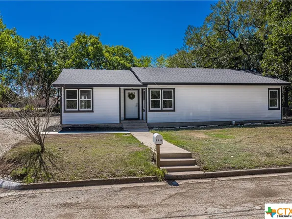2512 Oak Dr, Gatesville, TX 76528