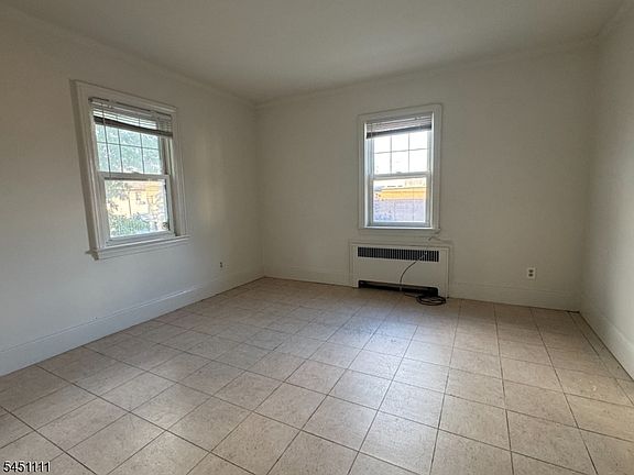 2nd image of 28 Knopf St #2B