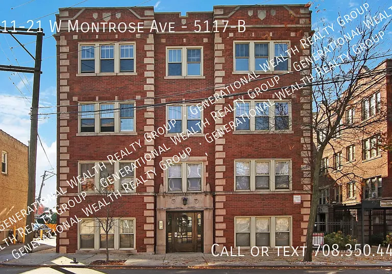 5111-21 W Montrose Ave #5117-B — Photo 1