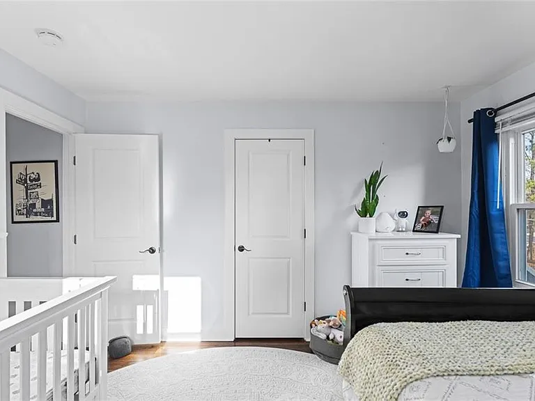 3418 Louise St — Photo 20