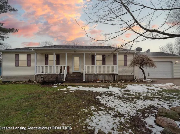 245 W Forest St, Vermontville, MI 49096