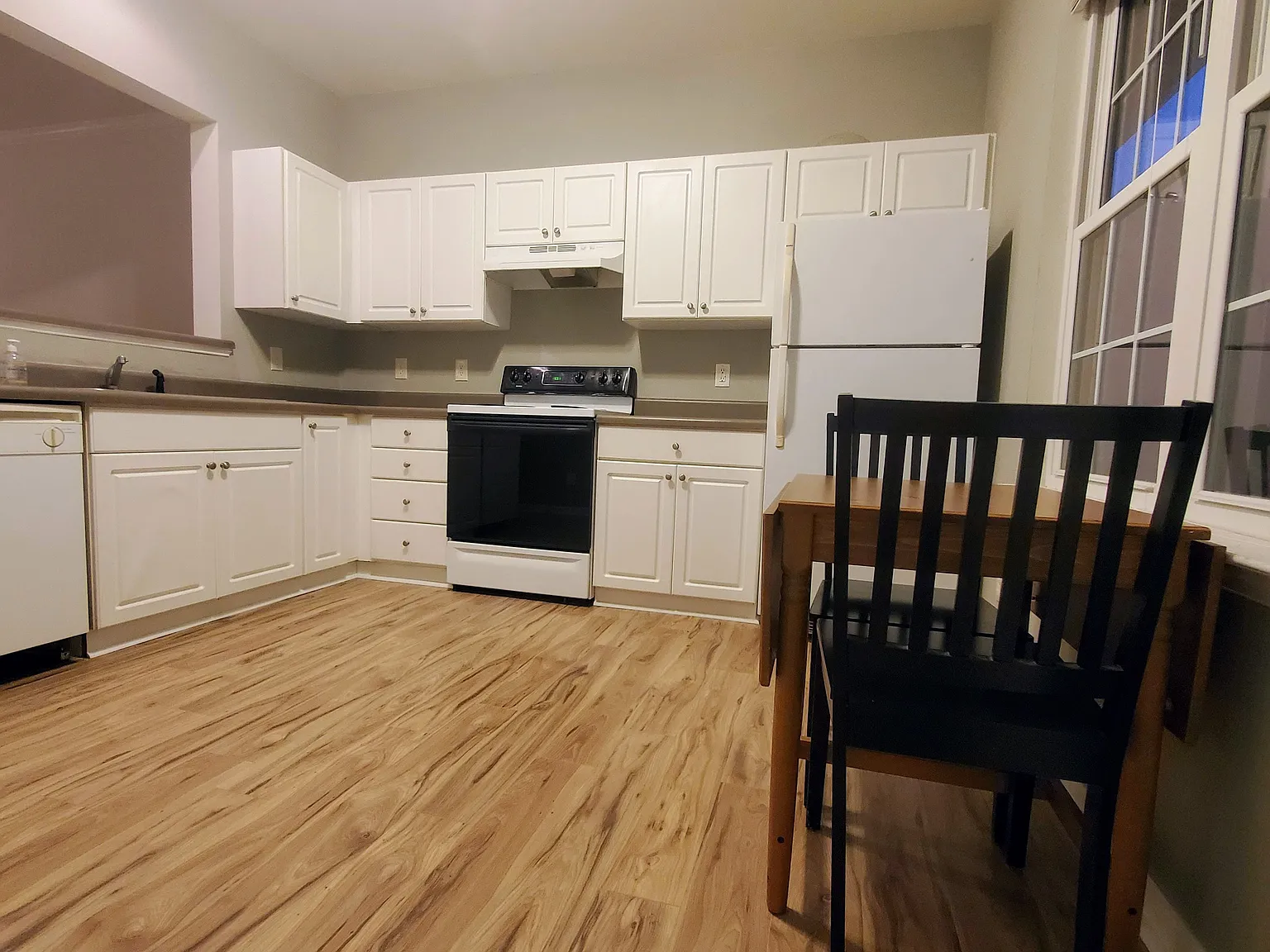 153 Blue Crest Ln — Photo 2