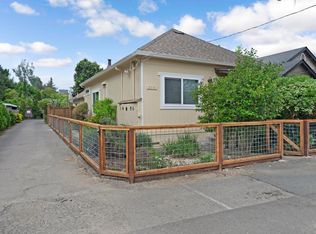215 Iowa St, Santa Rosa, CA 95401