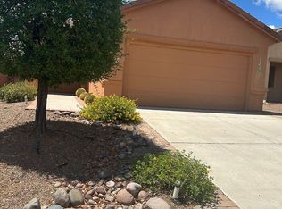481 W Chardin Dr, Green Valley, AZ 85614