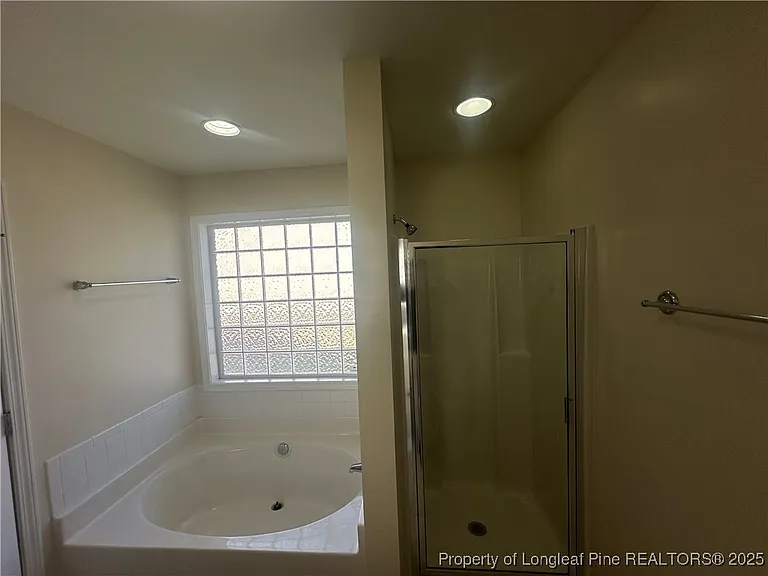 5724 Crepe Myrtle Dr — Photo 20