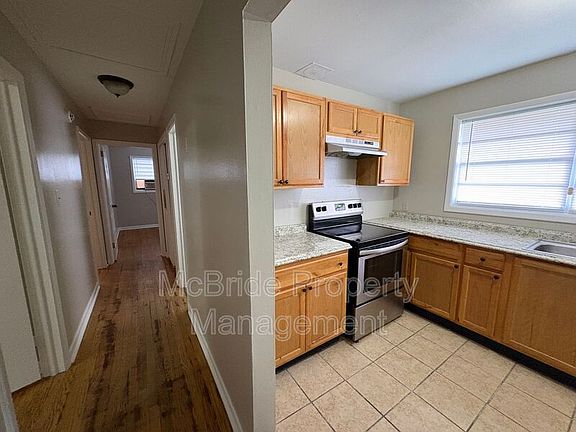 5th image of 1404 Ranch Dr
