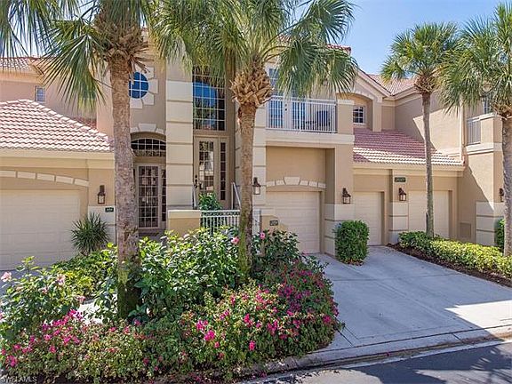 3rd image of 26901 Wyndhurst Ct Unit 201