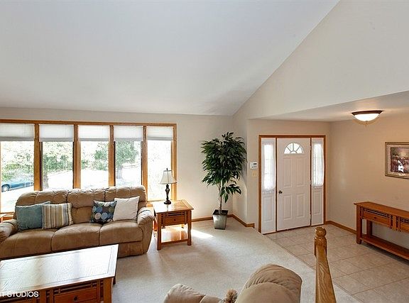 2nd image of 13145 Baywood Ln