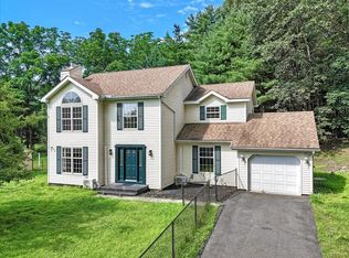 113 Dennis Ct, East Stroudsburg, PA 18301