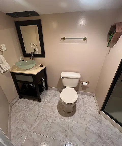 Basement full bath