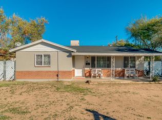 4422 W Crittenden Ln, Phoenix, AZ 85031
