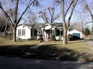 228 Duggan St, Seguin, TX 78155