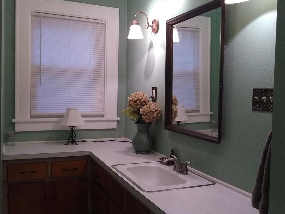 bathroom #1