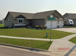 500 Marie Dr, Harrisburg, SD 57032