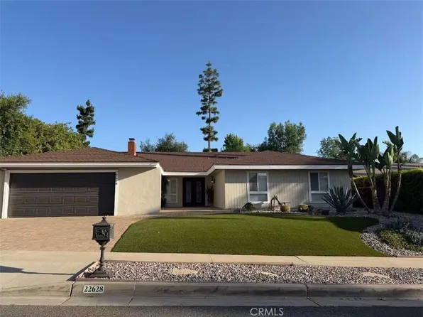 22628 Paul Revere Dr, Calabasas, CA 91302