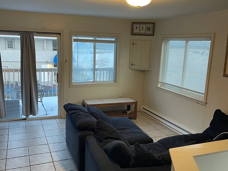 15 Atlantic Ave #1