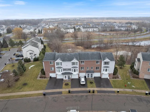 4945 Education Dr N Unit 2, Hugo, MN 55038