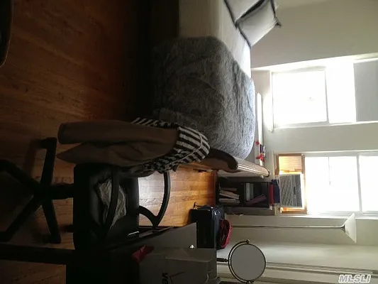 Sold by Laffey Real Estate | media 16