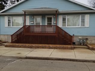 305 Willow Ave #A, Joliet, IL 60436