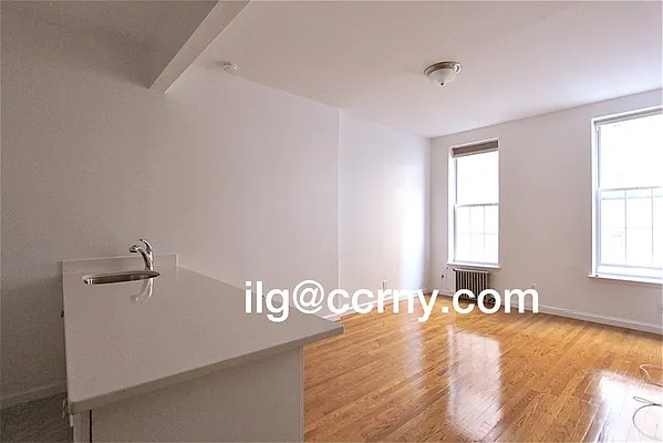 Rented by City Connections Realty | media 22