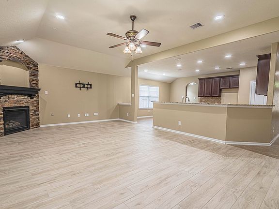 4th image of 3318 Cactus Heights Ln