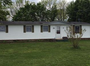 1116 Darley Dr, Coulterville, IL 62237