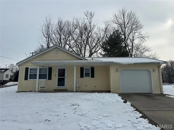 34 Cedar St, Oran, MO 63771