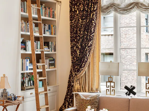 169 East 78th Street image 4 of 13