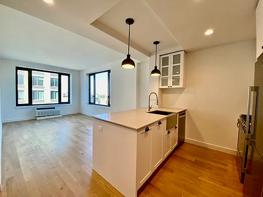 Rented by Zjama Realty Corp | media 24