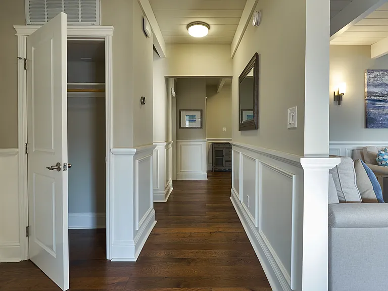 Aqua Terra 3 Bed, 2 Bath Hallway Aqua Terra 3 Bed, 2 Bath Hallway