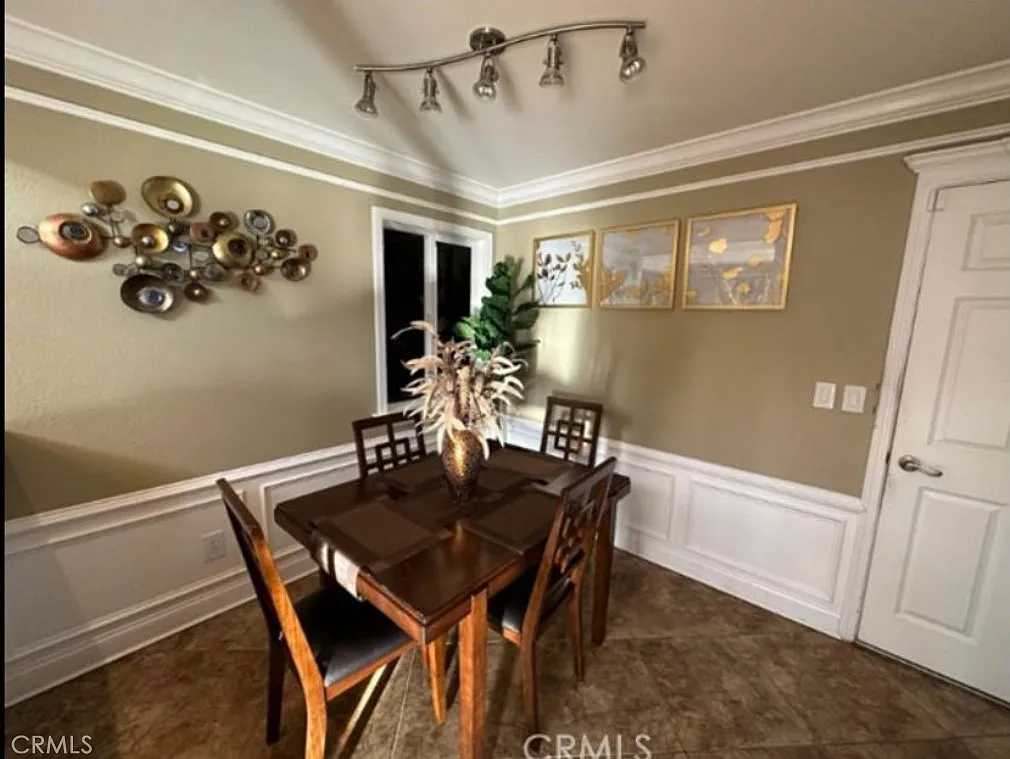 3 bed, 1408 sqft, $4,999 — Photo 4