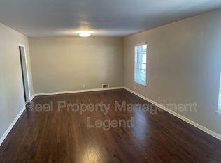 841 Hillside Dr, Sherman, TX 75090