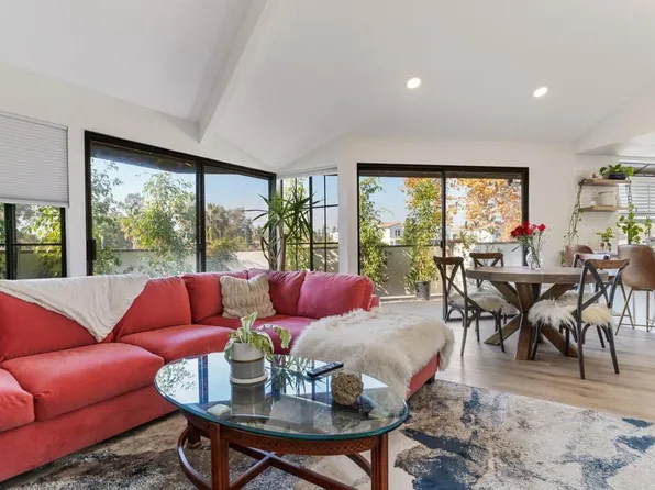 6965 Sandpiper Pl, Carlsbad, CA 92009