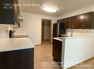 7202 Lower Ridge Rd UNIT A, Everett, WA 98203