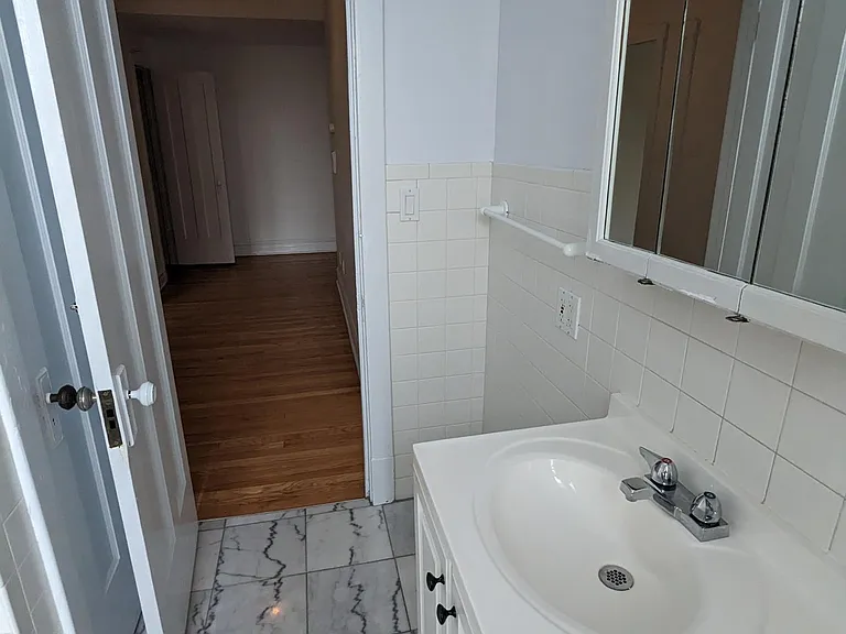 3024 W Addison St #3 — Photo 7