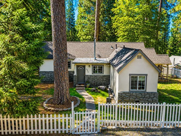 4934 Cedar Dr, Camino, CA 95709