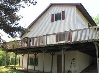3121 N 17 1/2 Rd, Mesick, MI 49668