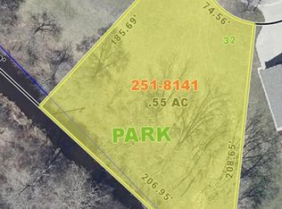 Woodside Cir #32, Marinette, WI 54143