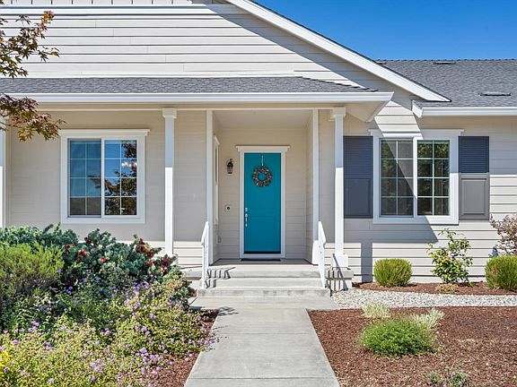 5th image of 99 Chelsea Drive