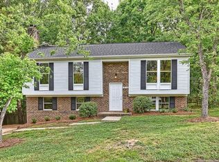 415 Vista Grande Cres, Charlotte, NC 28226