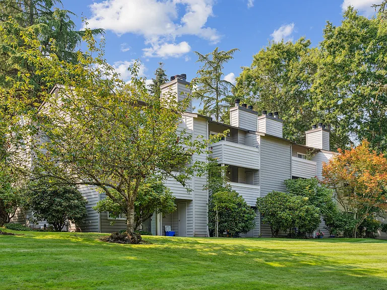 Skyline Redmond — Photo 28