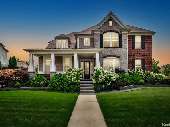 49531 Great Falls Rd, Canton, MI 48188