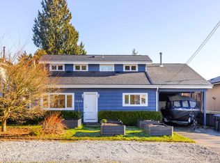 3454 Liverpool St, Pt Coquitlam, BC V3B 3W1