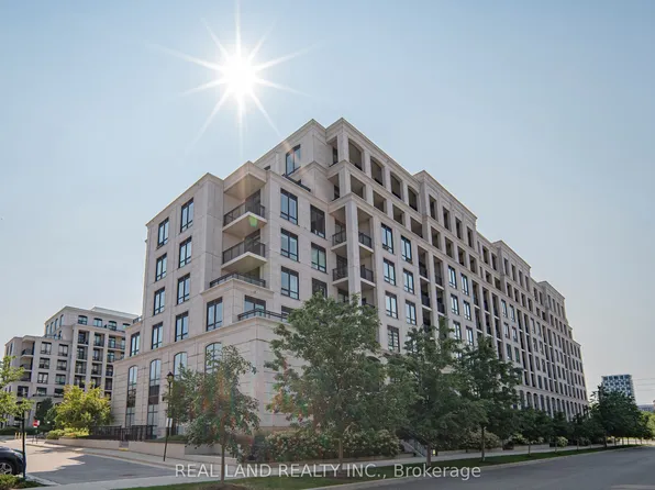 268 Buchanan Dr #107W, Markham, ON L3R 8G9