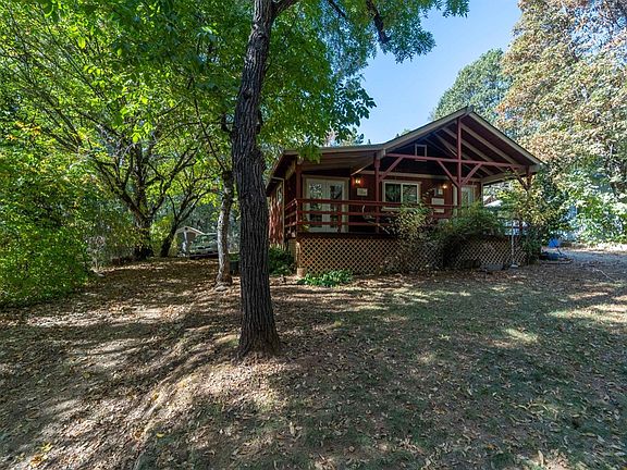 2nd image of 186 Lambert Ln