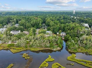 75 Bumpy Ct, Pawleys Island, SC 29585