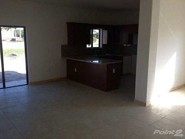 2nd image of 417 SE 17th Ave