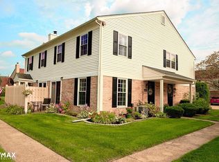 44656 Bunkerhill Dr N, Clinton Township, MI 48038